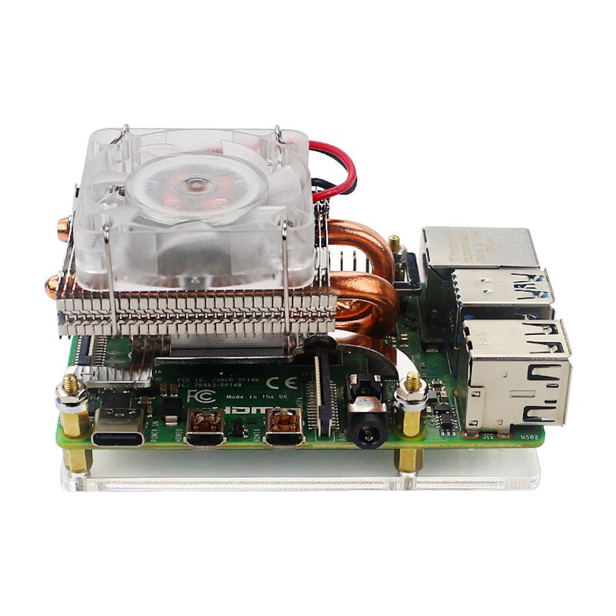 Low-profile Ice Tower heatsink with fan on green Raspberry Pi board for electrónica and microcontroladores projects. - Disipador Raspberry Pi Ice Tower Low-Profile - Microbot México - Blanco
